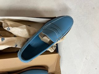 Zapatos Sebago azul suave