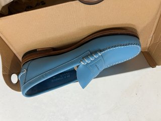 Zapatos Sebago azul suave