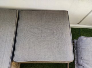 Conjunto de jardín (Sofá, mesa)