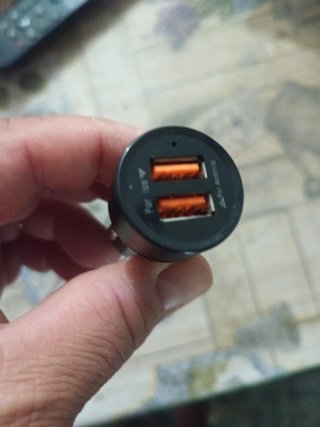 Mechero USB Coche