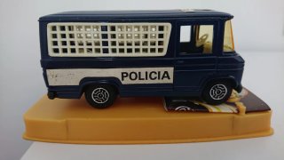 Furgoneta Guisval 1/37 Policía Nacional