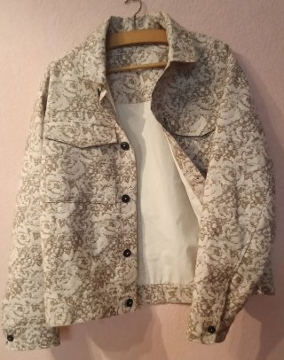 Chaqueta estampada floral