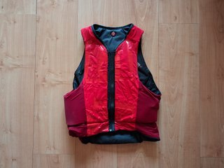 Kayak de travesía + pala + chaleco + cubre bañeras