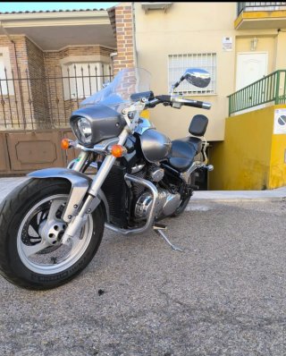 Motocicleta Suzuki Intruder M800