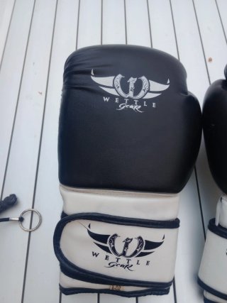 Guantes de boxeo Westle  8 oz