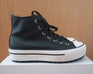 Zapatillas Mustang Talla 37 Negras y Blancas