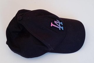 Gorra New Era LA degradado rosa y azul