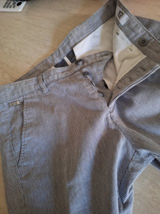 Completo uomo Iceberg grigio rigato