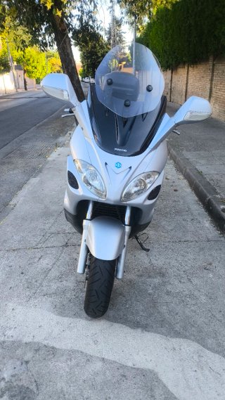 Piaggio X9 250cc Maxi Scooter