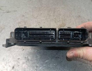 Centralita motor 23710 4x37a nissan navara 42121