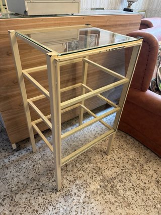 Expositor metálico tienda cristal
