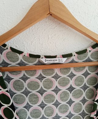 Vestido estampado retro Stradivarius Talla S