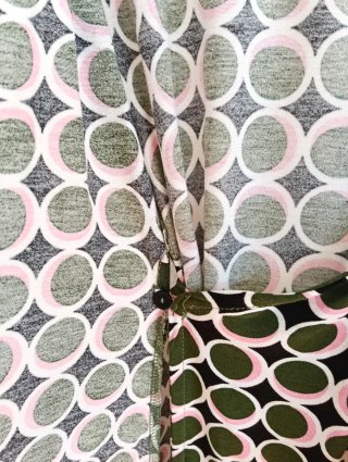Vestido estampado retro Stradivarius Talla S
