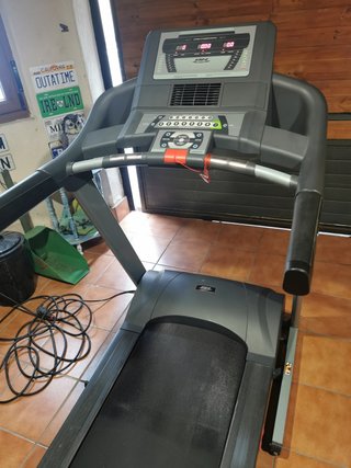 Cinta de correr BH ZX9000 como nueva.