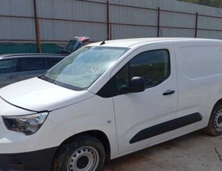 Paso rueda delantero izquierdo Opel Combo 471295