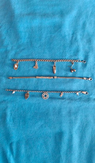 Pulseras plata 25-40€