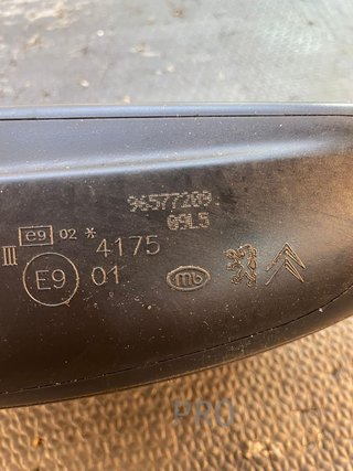 96577209 retrovisor derecho Peugeot 307 CC