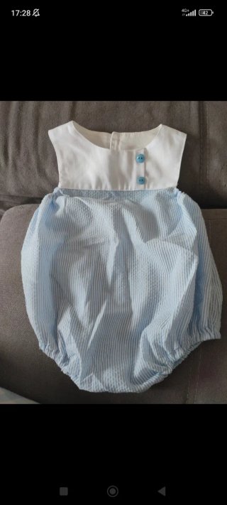 Pack bebé: body ( nuevo sin etiqueta), biberón (nu