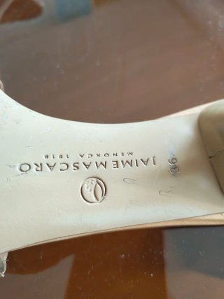 Sandalias Úrsula Mascaró Beige y Dorado