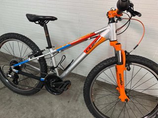 Bicicleta CUBE ACID 240 - 24 - Muy buen estado