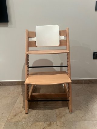 Trona Stokke madera