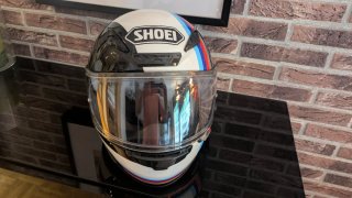 Casco Shoei NXR + Intercom Cardo Freecom 4X
