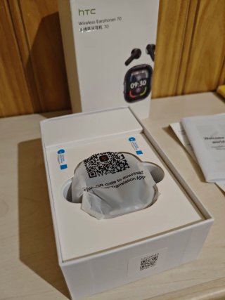Cuffie HTC AI Traduzione 134 Lingue