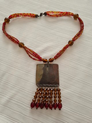 Collar bohemio con colgante