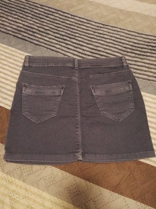 Falda vaquera gris talla 36