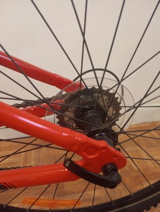 Bicicleta Monty 8XK Talla S Roja