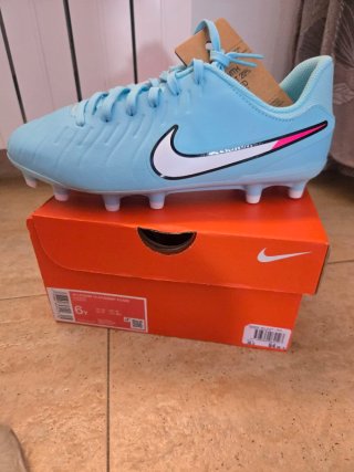 Zapatillas Fútbol Nike Azul y Rosa