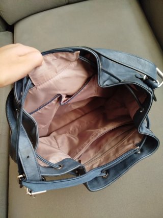 Bolso azul metálico grande