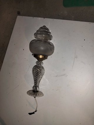 Lámpara de techo antigua de cristal