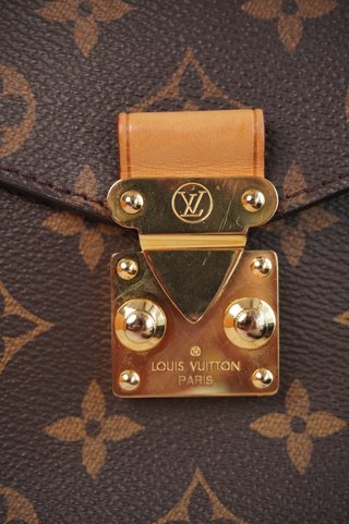Louis Vuitton Pochette Metis Monogram