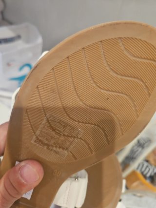 Sandalias Feebit Piel Blancas