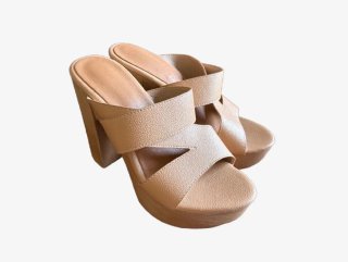Sandalias de plataforma beige