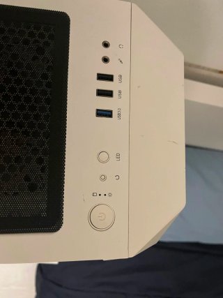 PC Nfortec poco uso < 4 meses