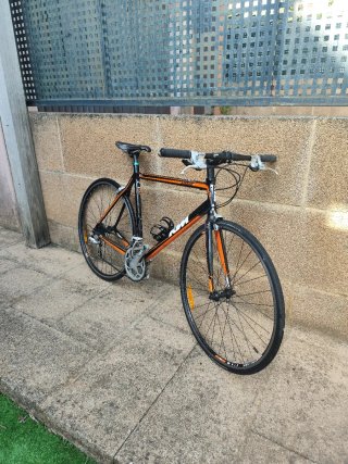 Bicicleta KTM Carretera/Paseo Negra/Naranja