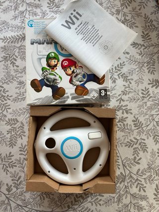 Mario Kart Wii + 2 Volantes Wii Wheel