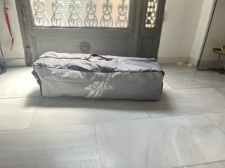 Cuna de viaje plegable