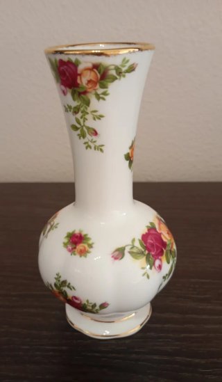 HERMOSO JARRÓN DE PORCELANA FINA DE ROYAL ALBERT