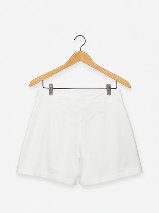 Conjunto Blusa y pantalón corto Nuevo Talla M