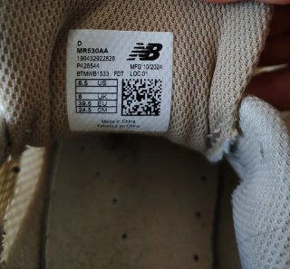 Zapatillas New Balance 530 Beige y Blanco