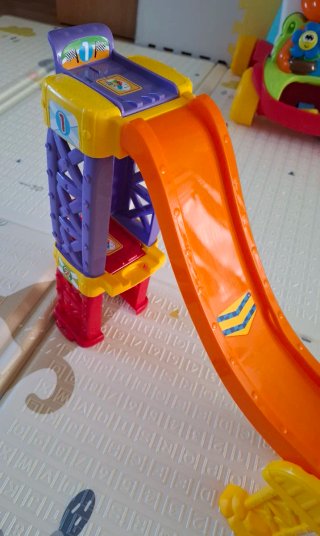 Pista de lanzamiento VTech Tut Tut