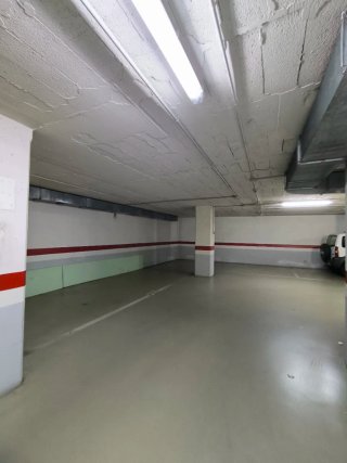 Alquiler plaza garaje zona Gaiteira coche y moto