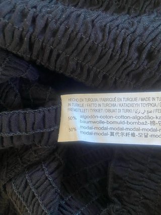 Camiseta tirantes Stradivarius negra Talla l