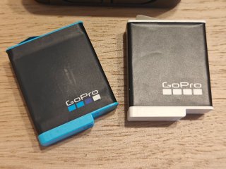 GoPro Hero 10 Fotocamera Sportiva con accessori
