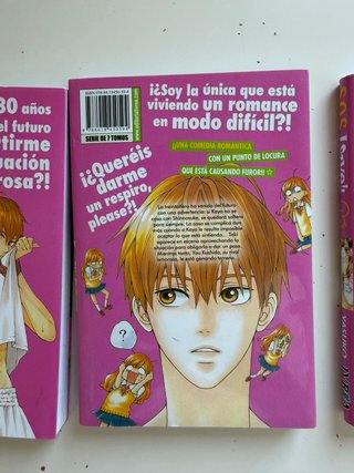 Tres primeros tomos del manga Sos Love