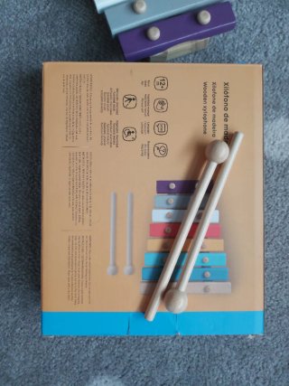 Xilófono de madera infantil