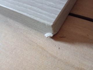 Estantería madera blanca y beige